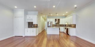 2341 W North Ave Gallery 5