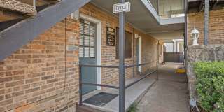 Oakwood Gallery 37
