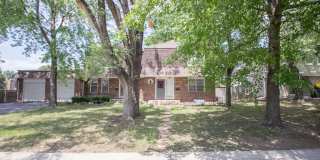Newly Remodeled 3 Bedroom with Finished Basement Gallery 1