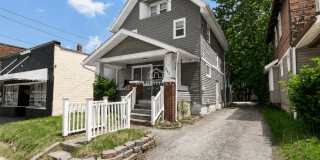 885 Brown Street Gallery 1