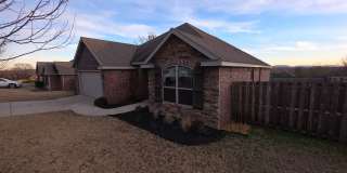 Lovely 3 bedroom home in northwest Fayetteville Gallery 1
