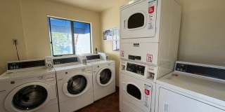 Light-Filled 1 Bed / 1 Bath Condo in UTC, San Diego – Skylights & Balcony Gallery 15