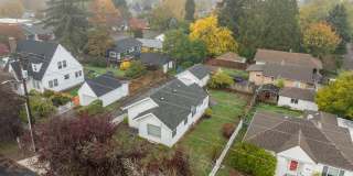 1612 East 29th Street Gallery 24