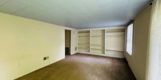 4 Bedroom, 2.5 Bath Townhouse Gallery 24