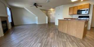 3 bed 2.5 bath 3 bed 2.5 bath Gallery 35