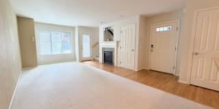 Lovely Lake City Townhouse - Stellar Location!  Available Now at $2795! Gallery 7