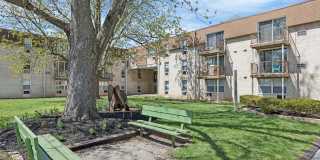 450 Green Apartments Gallery 14