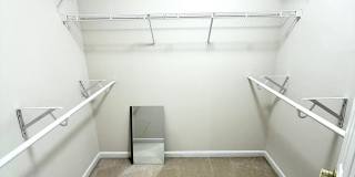 47574 ROYAL BURNHAM Terrace Gallery 23