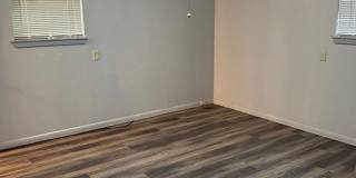 1732 Jameson Street Gallery 20