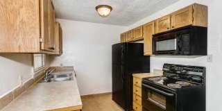 Affordable 2 Bedroom - 1 Bathroom House! Affordable 2 Bedroom - 1 Bathroom House! Gallery 1