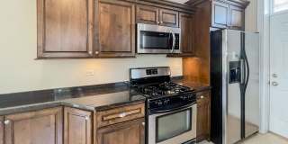 4836 N. Paulina Apt. Gallery 19