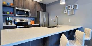 TOP FLOOR, ONE BEDROOM CONDO IN PROSPECTOR! Gallery 8