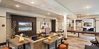 Radius West Midtown Gallery 19