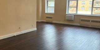 100 Lincoln Avenue Gallery 8