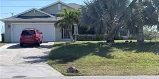 1019 NW 24th Place Gallery 1