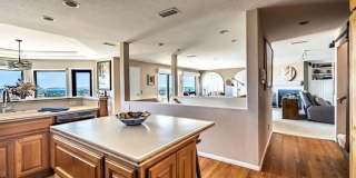 2110 Locust St Gallery 27