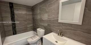 1400 NE 54th St Gallery 14