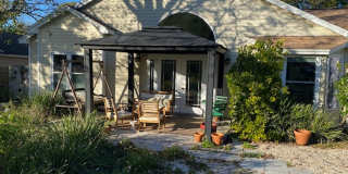 Florida living at its finest with the 2 bedrooms and 2 bathrooms plus a flex room home! Gallery 21