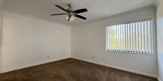 Spacious 2 bedroom 2 bathroom condo in gated community Gallery 19