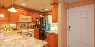 ** SMOKEHOUSE BAY OF MARCO ** 2/2 SEASONAL UNIT ON MARCO ISLAND AVAILABLE ** BEST WATERWAY VIEW HERE ** Gallery 50
