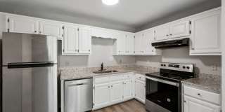House for Rent in Athens, GA — Beautiful 3-Bedroom Home on a Corner Lot, Convenient to UGA Gallery 14