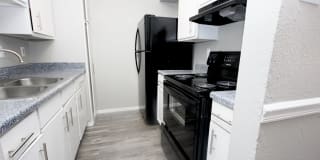 Devon Park Apartments Gallery 6