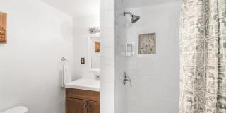 400 33rd Street Gallery 54