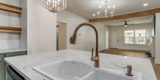 1723 West Park Place Gallery 19