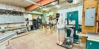 114 WALNUT Street Gallery 3