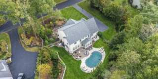 6 Bradford Drive Gallery 1