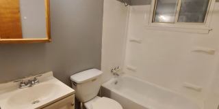 Charming 3-Bedroom Property in Prime Location Gallery 30