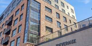 The Deveraux Gallery 52