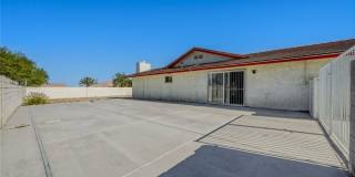 6760 W Oakey Boulevard Gallery 41