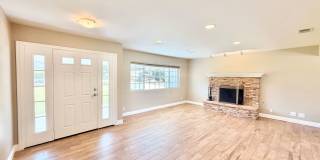 Lovely Single Story Home, Great Neighborhood, Amazing Yard Space, Close distance to Downtown Fallbrook! Gallery 5