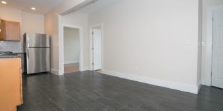 Nicely renovated 4 bed unit near the Green Line and BU! Gallery 3