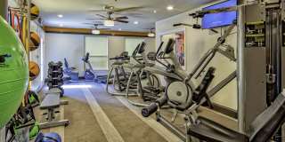 Hanover Crossing Apartments Gallery 7