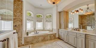 1725 BONITA COURT Gallery 39