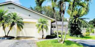 1439 Captains Walk Gallery 1