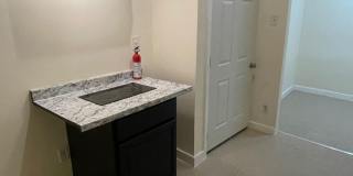 Room available in rooming house - Brockton Gallery 4