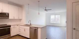 Luxurious Fairfax City 2 bed Condo Luxurious Fairfax City 2 bed Condo Gallery 28