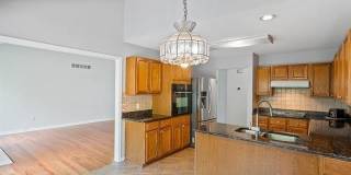 37670 KINGSBURN Drive Gallery 22