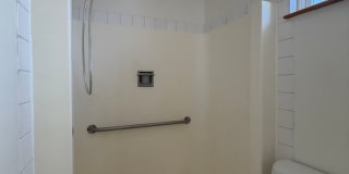 4 Bedroom 2 Bathroom House with 2 Car Garage Located in Fashion Square Near Schools and Shopping 4 Bedroom 2 Bathroom House with 2 Car Garage Located in Fashion Square Near Schools and Shopping Gallery 41