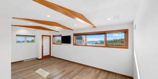4 Bed, 5 bath home with stunning ocean views located in Malibu hills Gallery 32