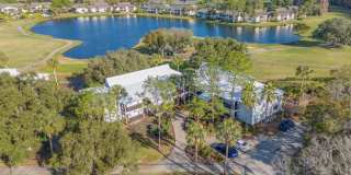 Furnished Resort 2/2 Condo, on Golf Course, Lake Views Gallery 4