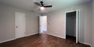 The Rhoads Gallery 17