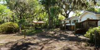 Coastal Charm in the Heart of Port Royal Gallery 42
