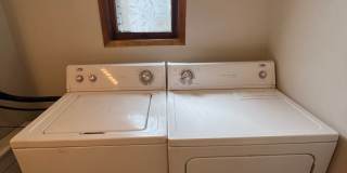 Charming 4 Bed 2 Bath in Gonzaga!! Gallery 10