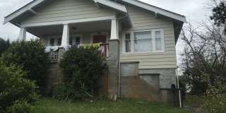 Pre-Leasing for September - 4bed/2bath House Gallery 1