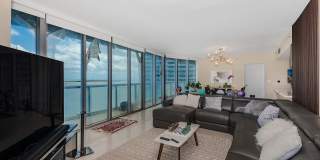 465 Brickell Avenue Gallery 4