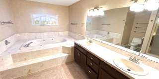 Beautiful Home for Rent in the Heart of Madison - MOVE IN SPECIAL Gallery 17